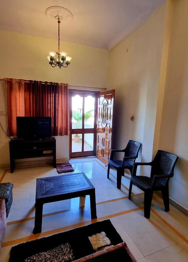 Aditya Premium Homestay- Furnished Air Conditioned- 2Bhk Jabalpur Exterior photo