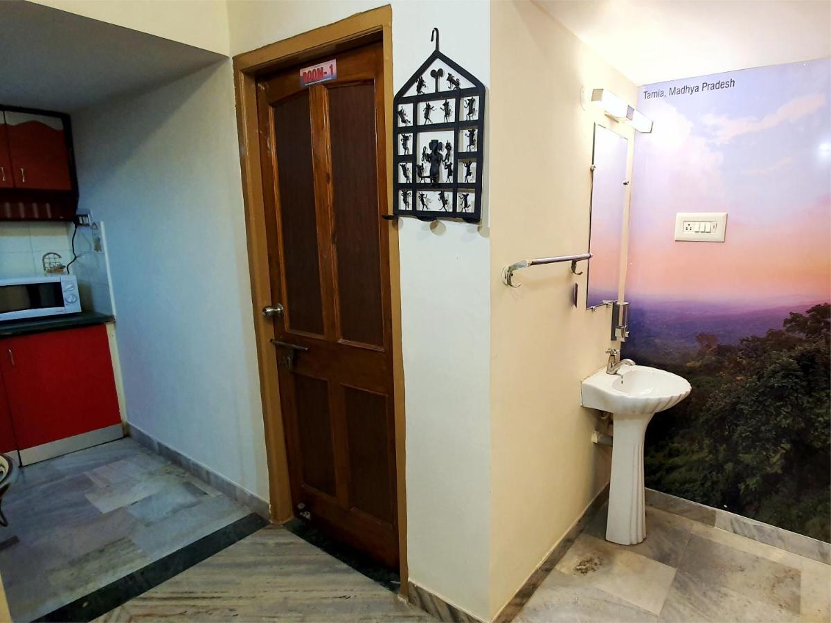 Aditya Premium Homestay- Furnished Air Conditioned- 2Bhk Jabalpur Exterior photo